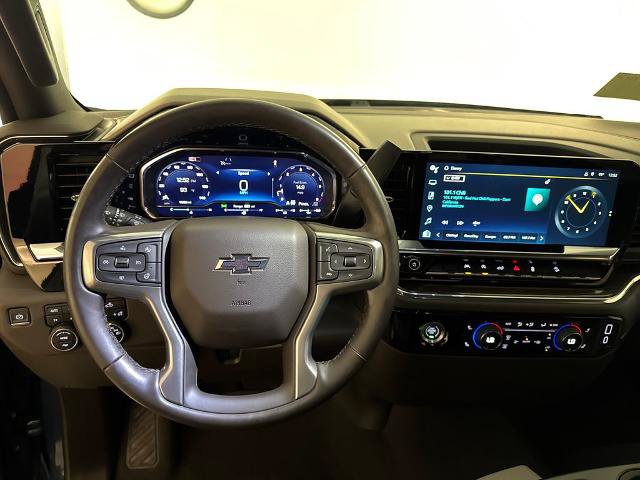 Used 2024 Chevrolet Silverado 1500 RST w/ Z71 Off-Road Package AWD/4WD image 8