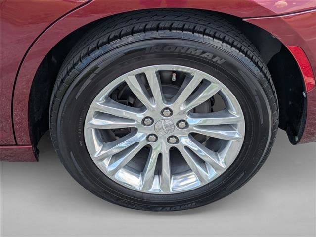 Used 2018 Chrysler 300 Touring L RWD image 25