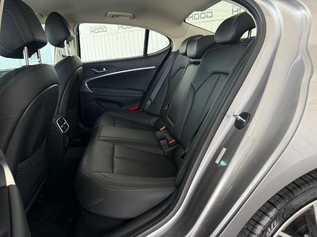 Used 2025 Genesis G70 2.5T RWD image 8