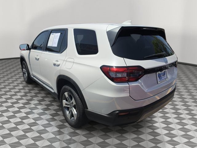 Used 2024 Honda Pilot EX-L image 4