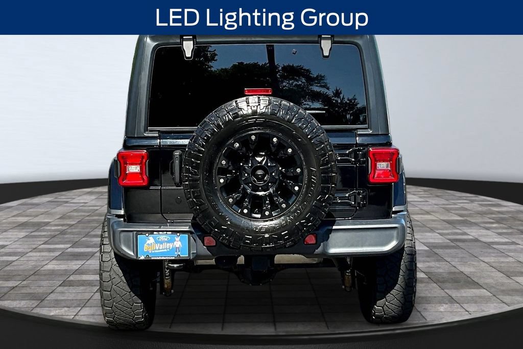 Used 2019 Jeep Wrangler Unlimited Sahara AWD/4WD image 5
