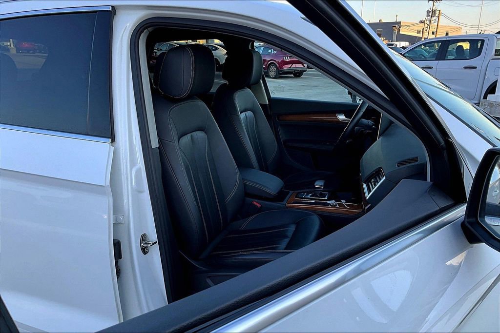 Used 2022 Audi Q5 2.0T Premium Plus image 7