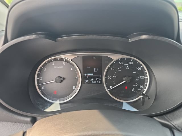Used 2024 Nissan Versa S w/ Trunk Package FWD image 15