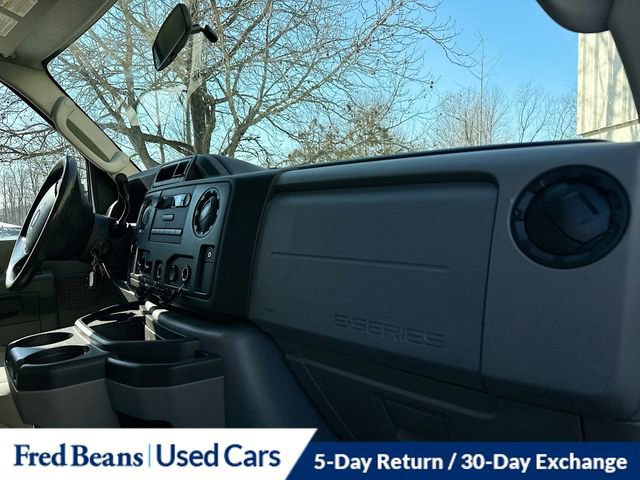 Certified 2018 Ford E-350 and Econoline 350 Super Duty w/ Power Windows & Locks Group image 24