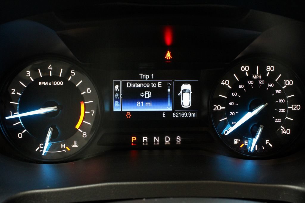 Certified 2018 Ford Explorer FWD image 28