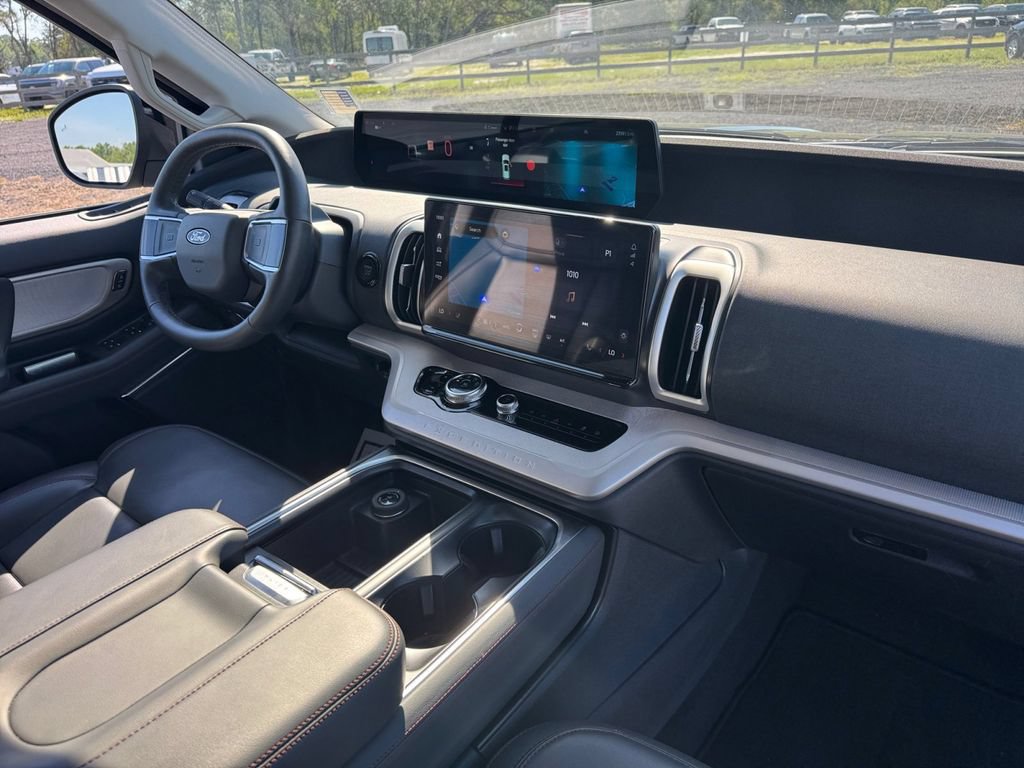 Certified 2025 Ford Expedition Max Active AWD/4WD image 23