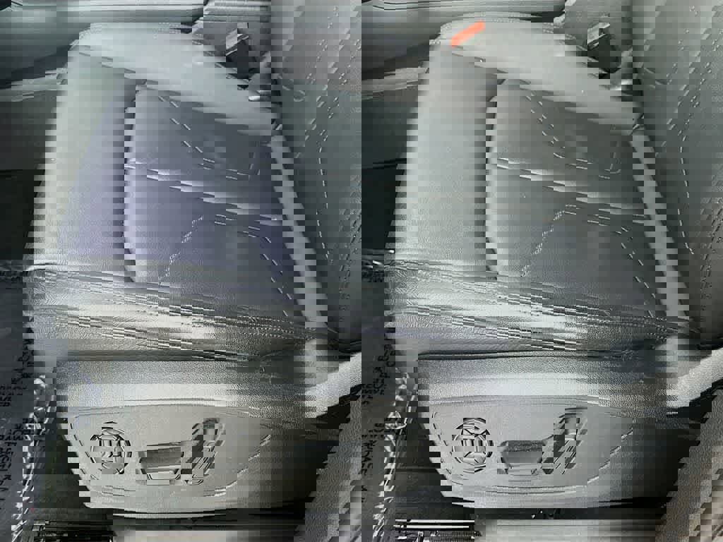 Used 2024 Audi Q3 2.0T Premium image 29