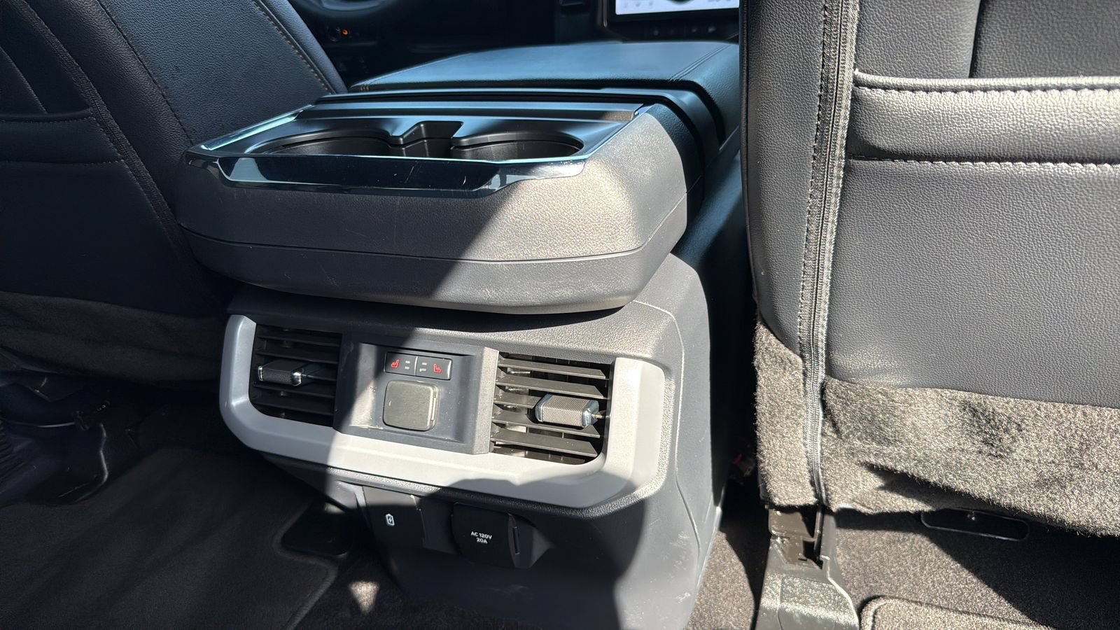 Certified 2024 Ford F150 Lightning Lariat AWD/4WD image 28