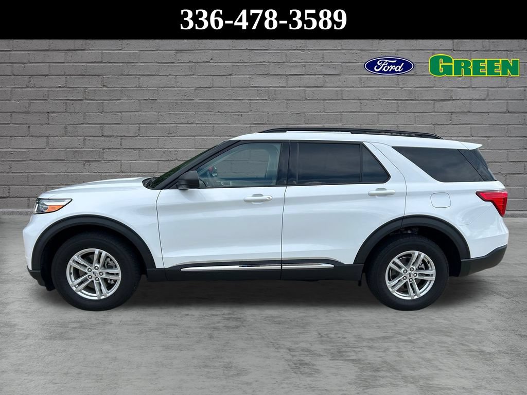 Certified 2023 Ford Explorer XLT w/ Equipment Group 202A AWD/4WD image 3
