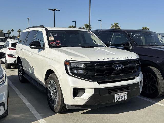 Certified 2025 Ford Expedition Active image 9