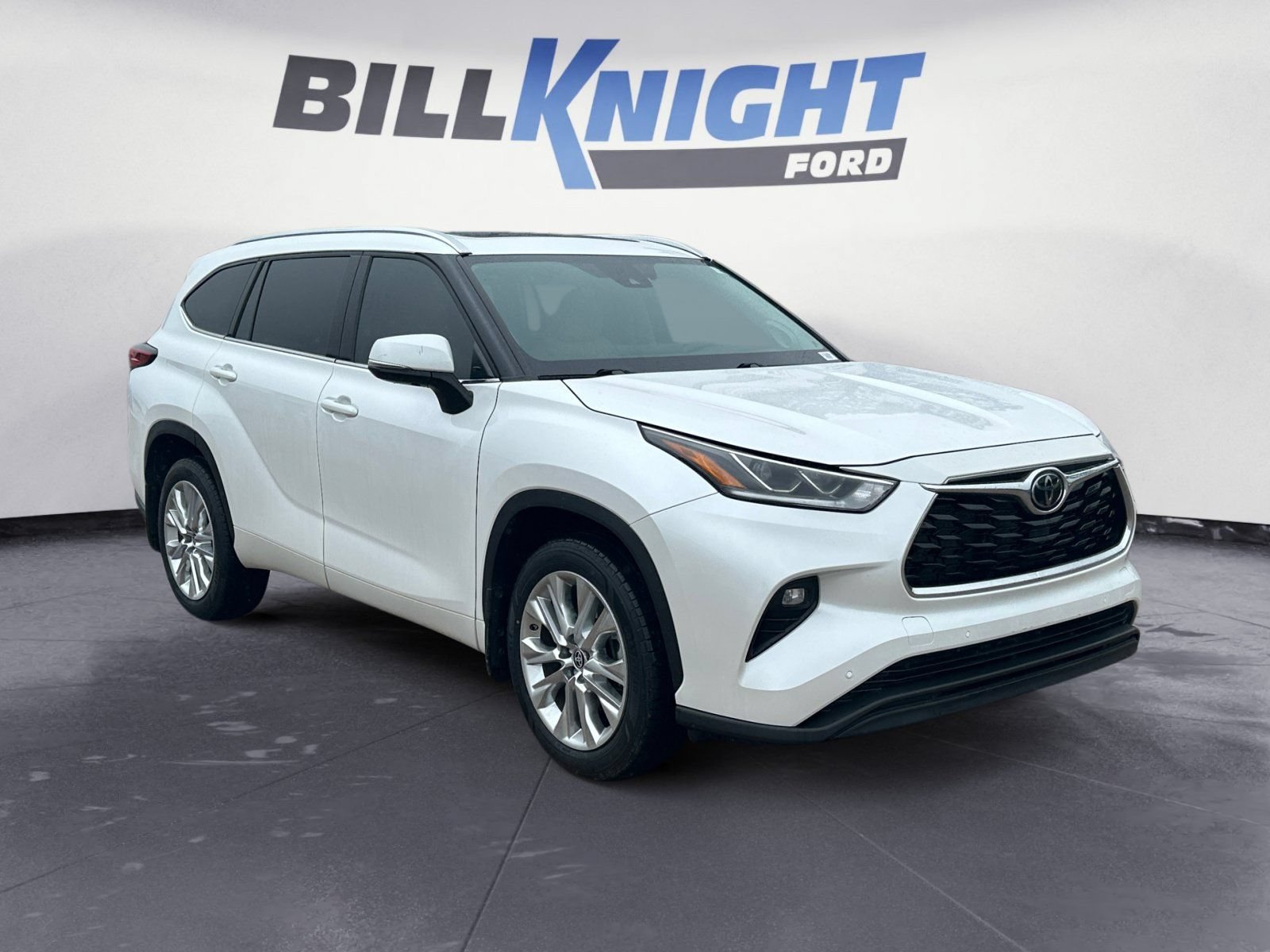 Used 2023 Toyota Highlander Limited AWD/4WD image 5