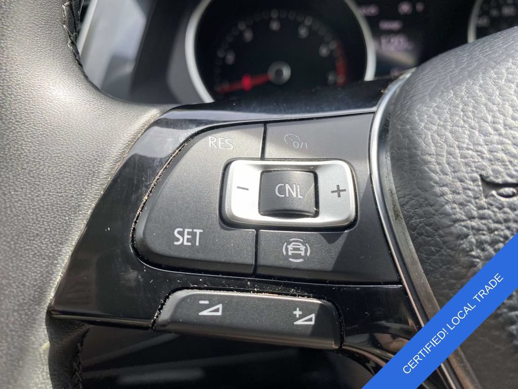 Used 2020 Volkswagen Tiguan SE AWD/4WD image 21