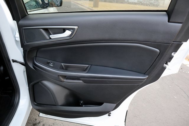 Certified 2022 Ford Edge SE w/ Black Appearance Package image 19