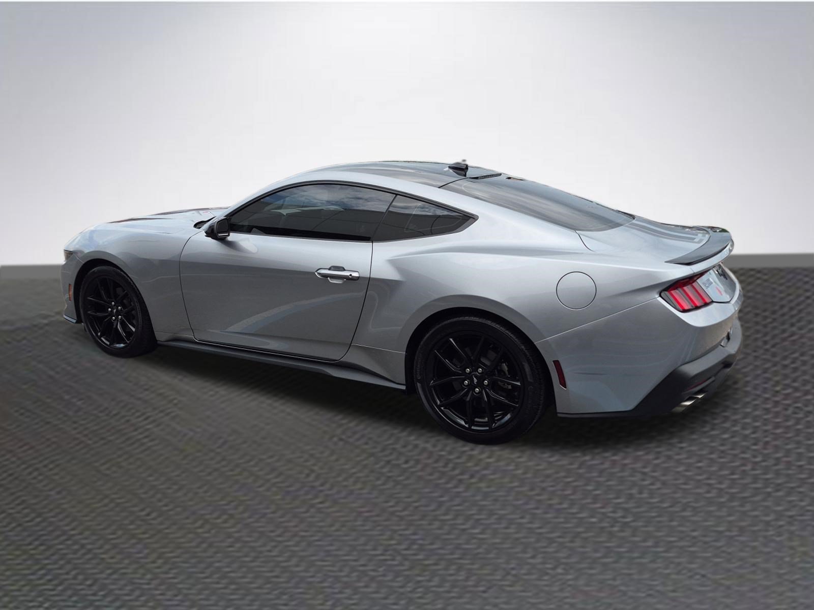 Certified 2025 Ford Mustang Coupe RWD image 5