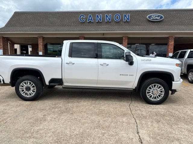 Used 2022 Chevrolet Silverado 2500 High Country w/ Z71 Off-Road Package AWD/4WD image 7