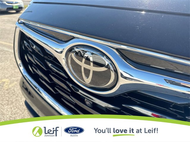 Used 2022 Toyota Highlander Platinum image 34
