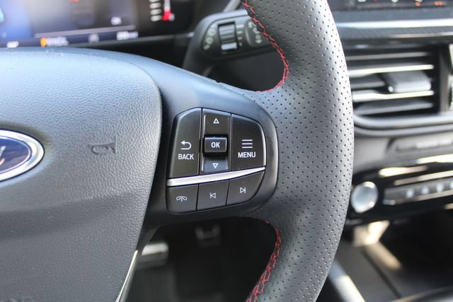 Certified 2024 Ford Escape ST-Line AWD/4WD image 33