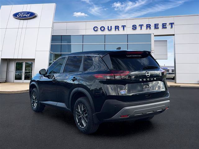 Used 2022 Nissan Rogue S FWD image 6
