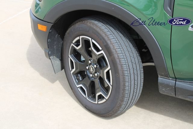 Certified 2025 Ford Bronco Sport Outer Banks AWD/4WD image 9