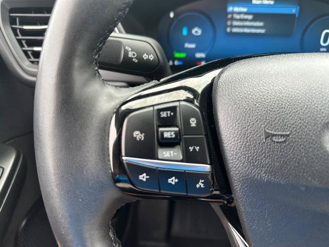 Certified 2023 Ford Escape Platinum w/ Premium Technology Package AWD/4WD image 20