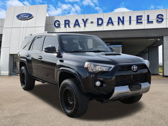 Used 2018 Toyota 4Runner TRD Off-Road Premium image 6