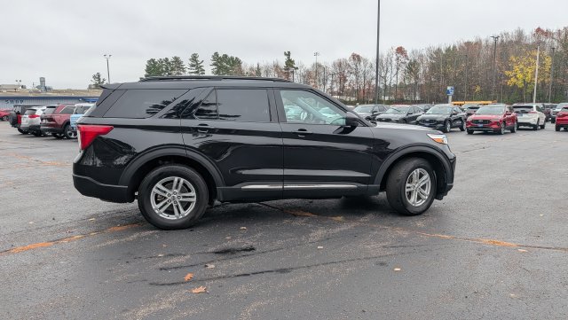 Certified 2023 Ford Explorer XLT w/ Equipment Group 202A AWD/4WD image 8