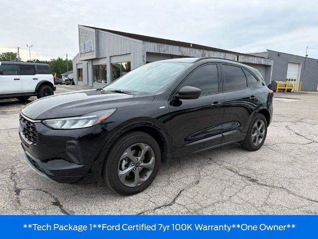 Certified 2024 Ford Escape ST-Line w/ Tech Pack #1 AWD/4WD image 3