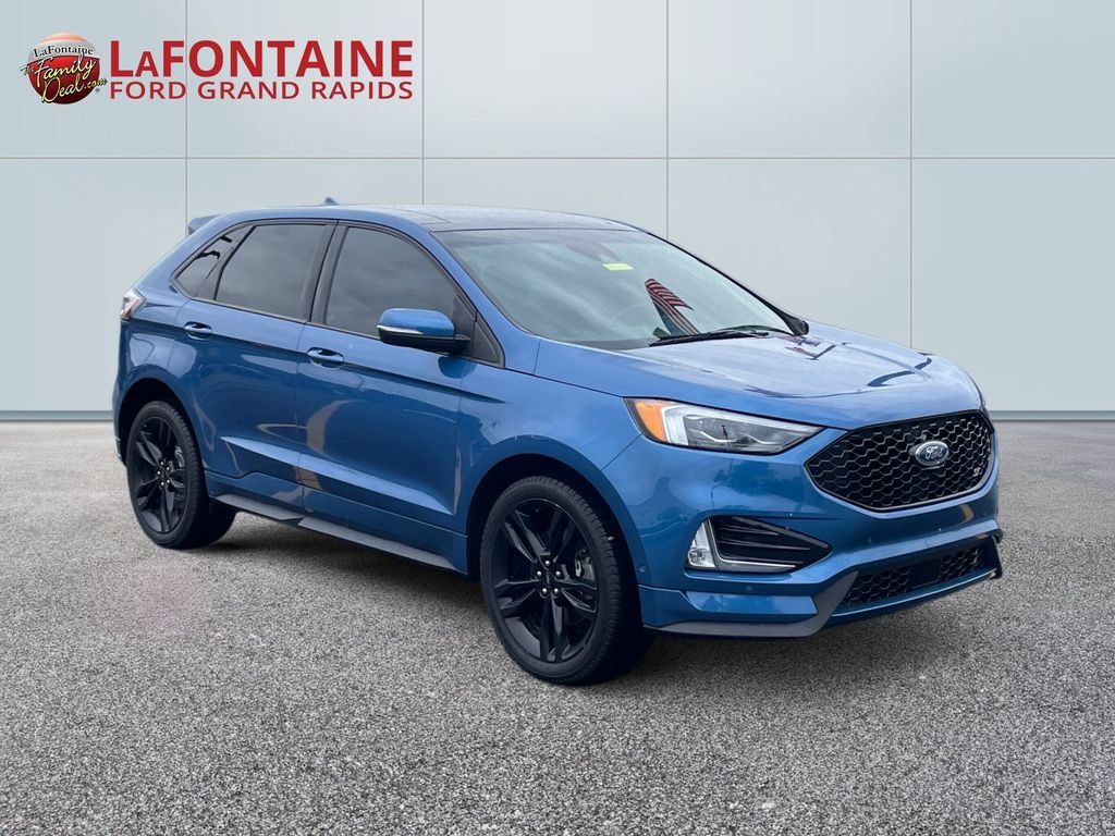 Certified 2019 Ford Edge ST w/ Equipment Group 401A AWD/4WD image 3