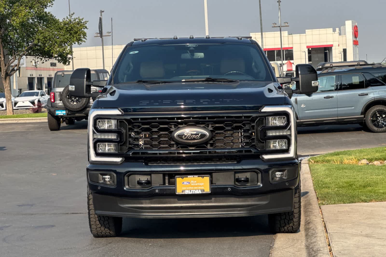Certified 2025 Ford F350 Lariat w/ Lariat Ultimate Package AWD/4WD image 10