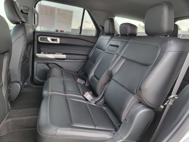 Certified 2023 Ford Explorer XLT w/ Equipment Group 202A AWD/4WD image 21