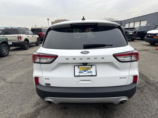 Certified 2022 Ford Escape SE w/ Convenience Package image 3