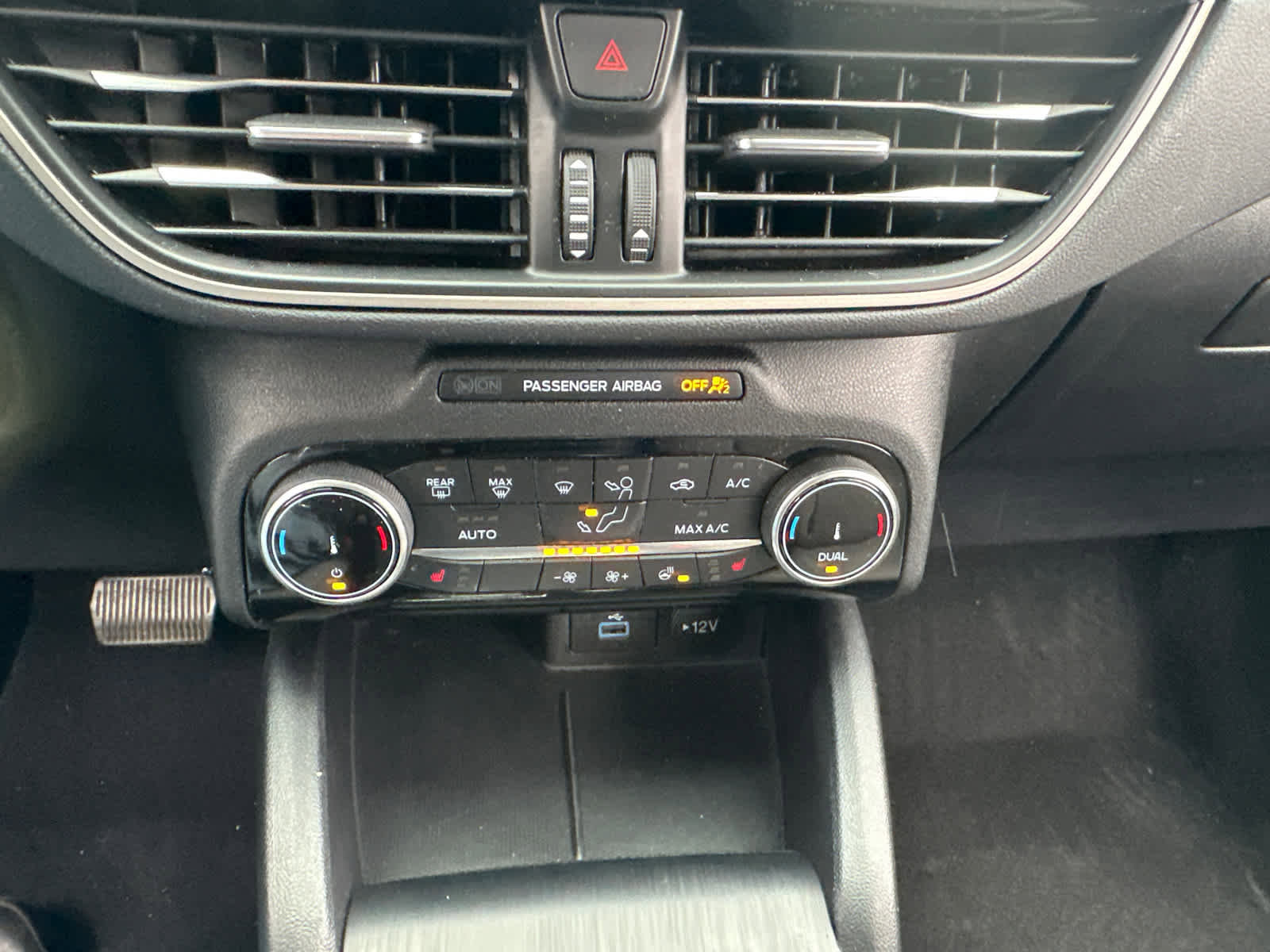 Certified 2022 Ford Escape SE w/ Convenience Package image 23