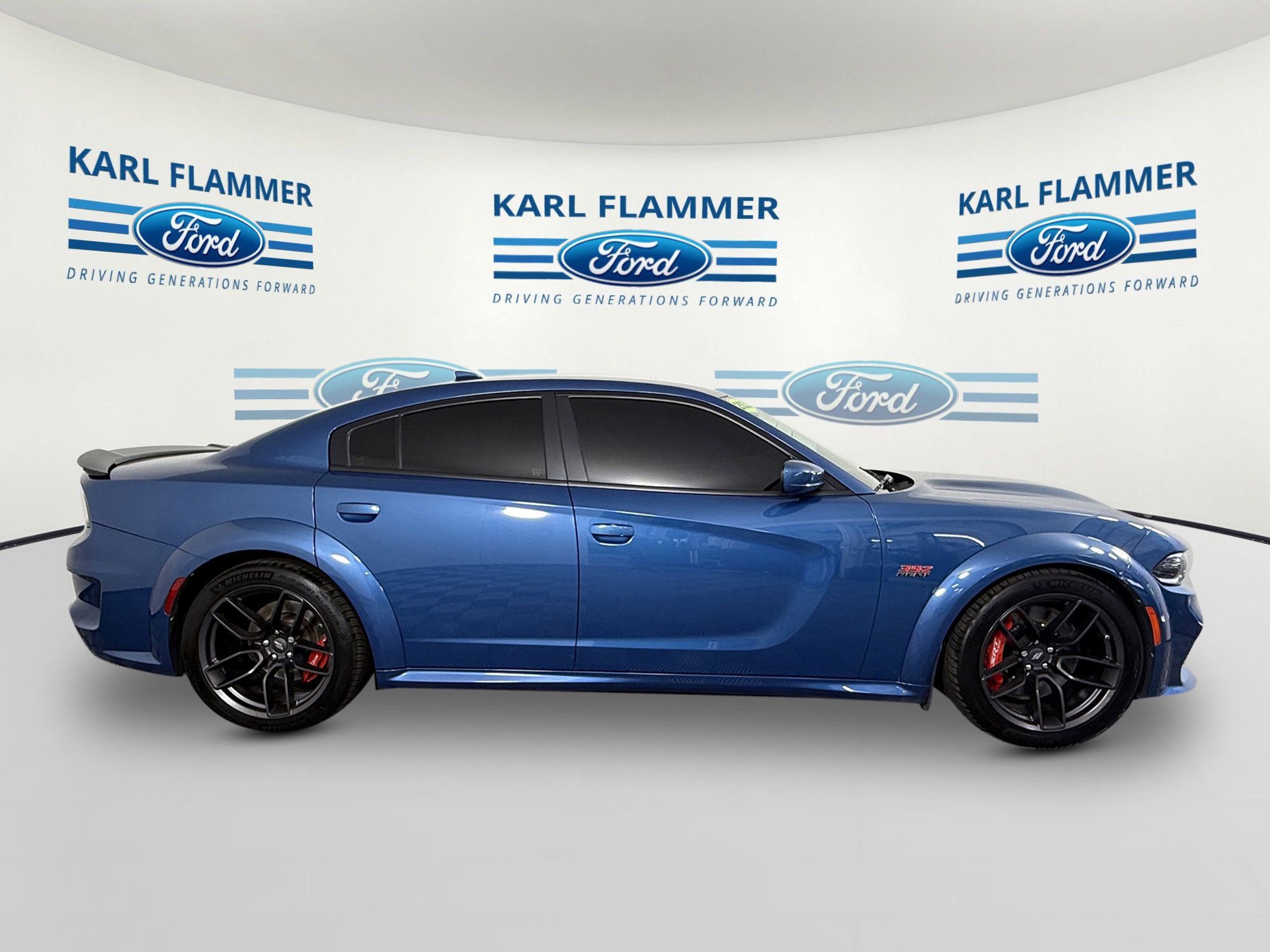 Used 2022 Dodge Charger Scat Pack RWD image 2