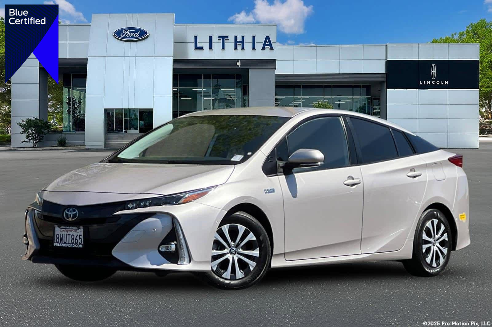 Used 2021 Toyota Prius Prime Limited w/ Carpet Mat Package (TMS) image 1