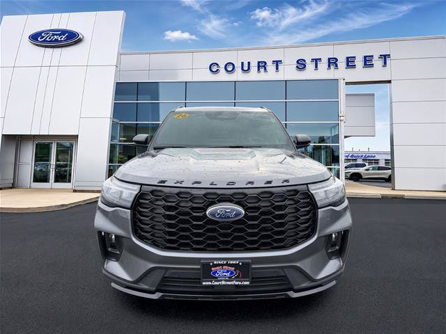 Certified 2026 Ford Explorer ST-Line AWD/4WD image 11