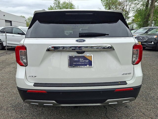 Certified 2023 Ford Explorer XLT w/ Equipment Group 202A AWD/4WD image 23