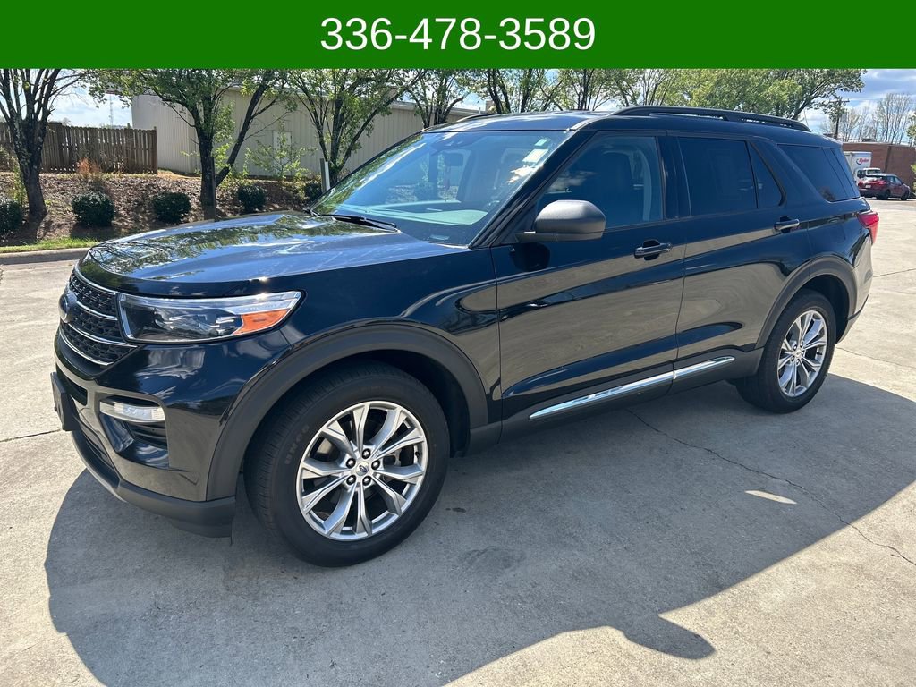 Certified 2022 Ford Explorer XLT w/ Equipment Group 202A image 1