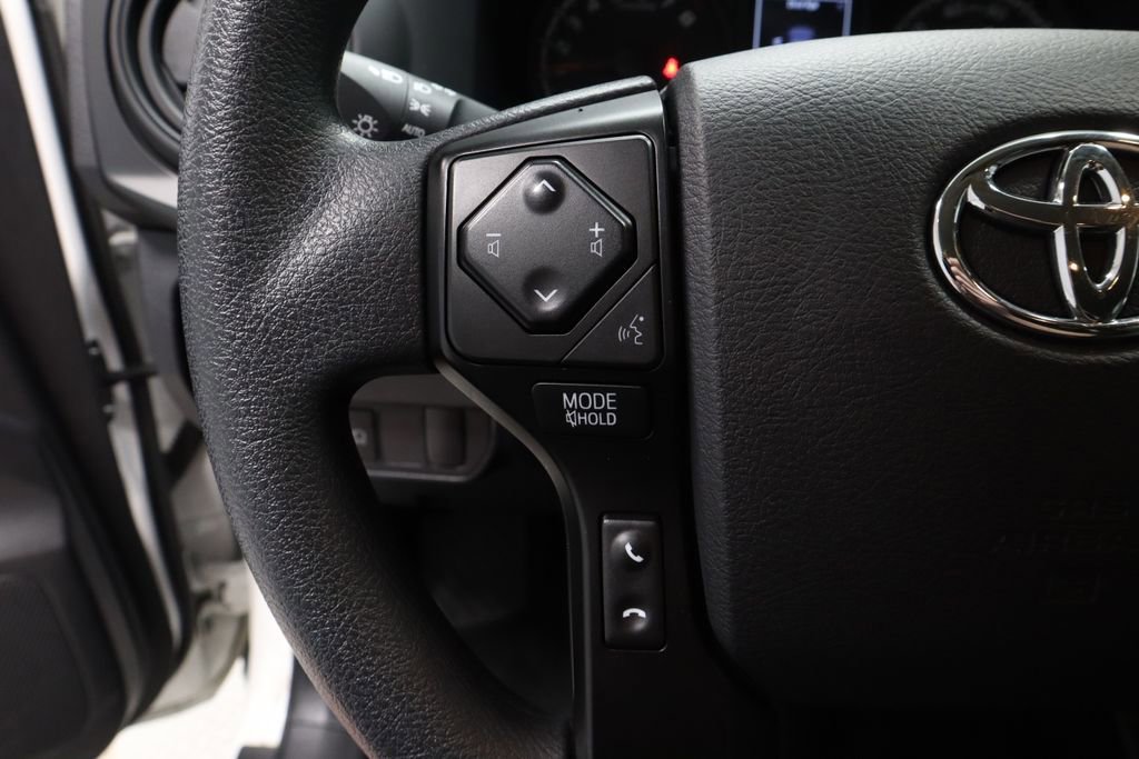 Used 2023 Toyota Tacoma SR AWD/4WD image 28