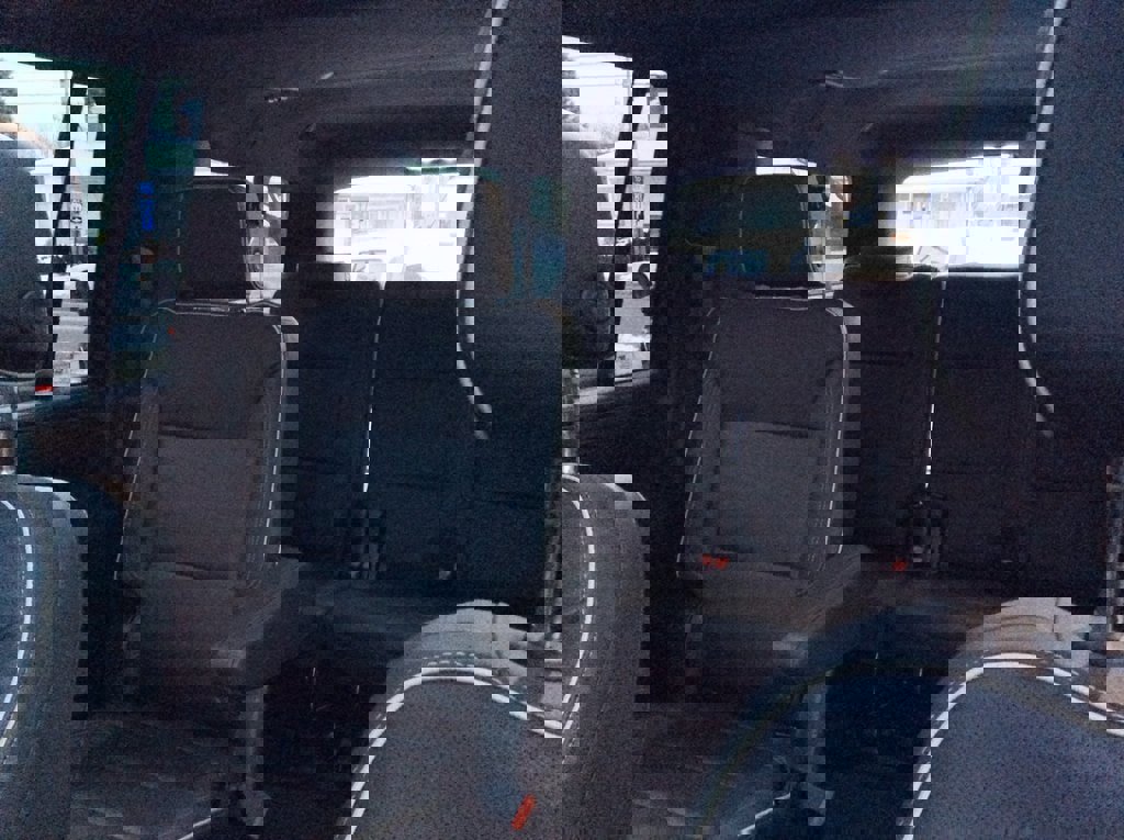 Used 2023 Chevrolet Suburban Premier image 55