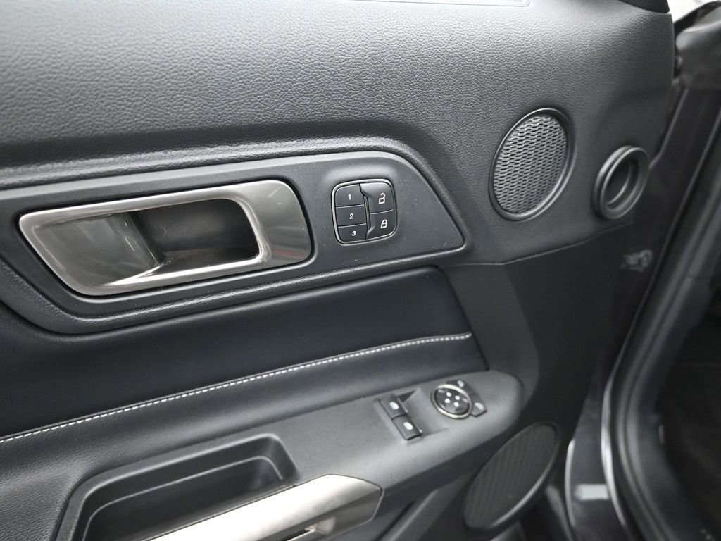 Certified 2022 Ford Mustang Shelby GT500 w/ Technology Package image 39