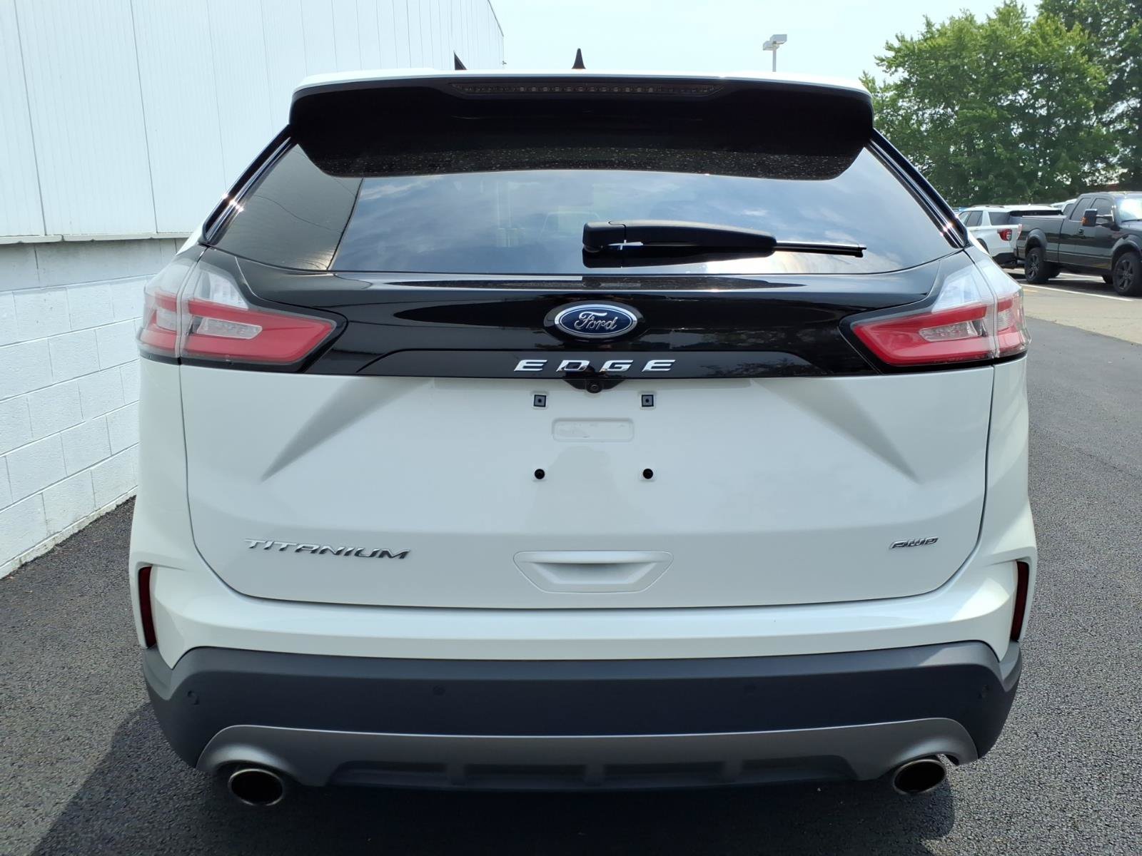 Certified 2024 Ford Edge Titanium AWD/4WD image 5