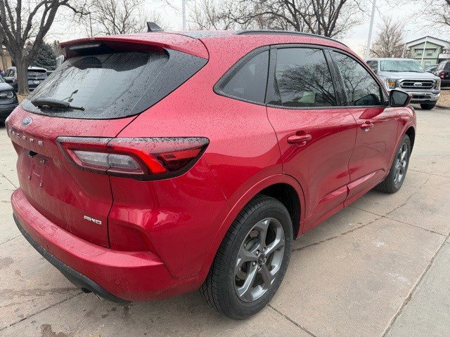 Certified 2023 Ford Escape ST-Line Select w/ Tech Pack #2 image 6