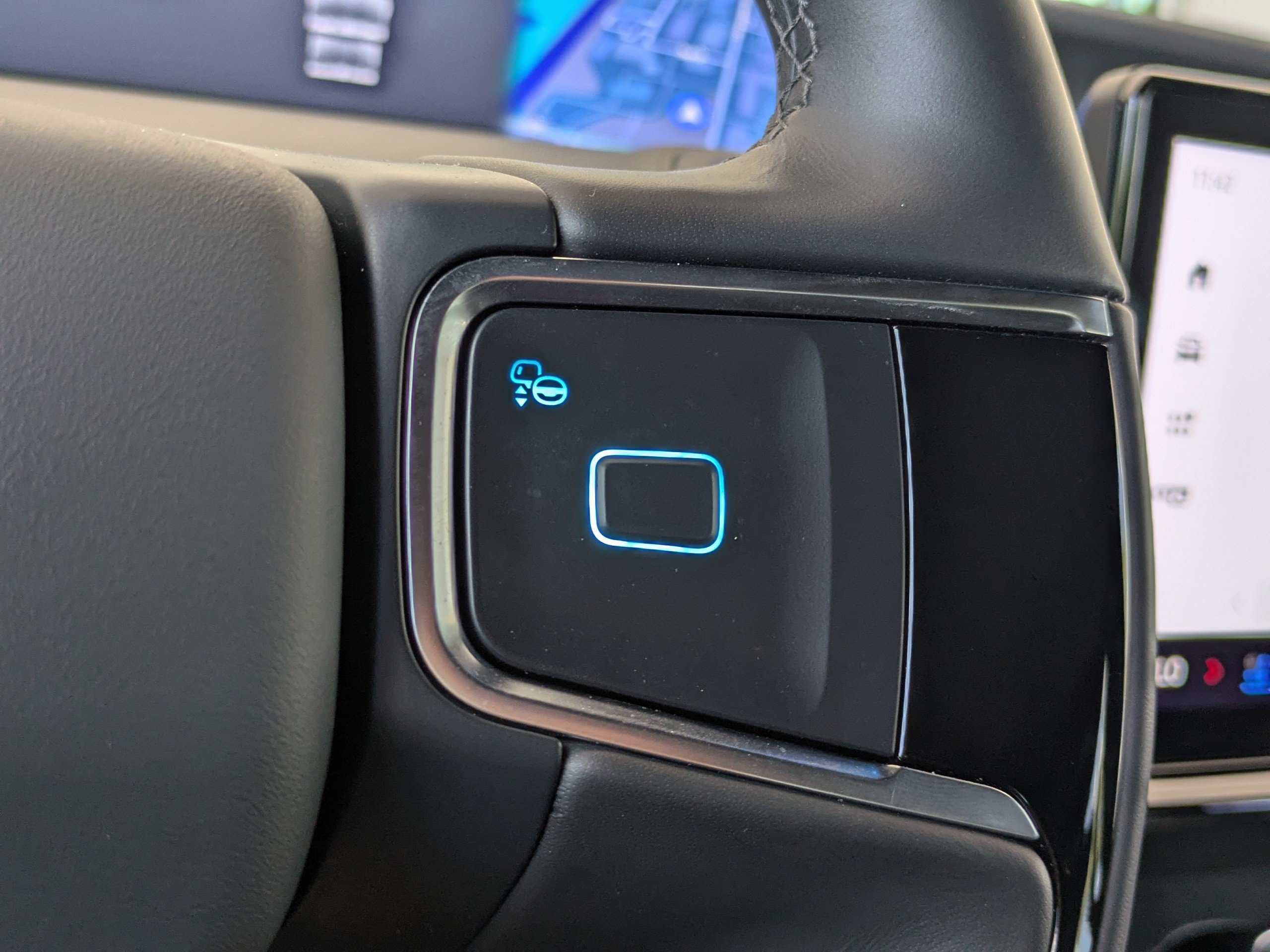 Certified 2025 Ford Expedition Tremor AWD/4WD image 29