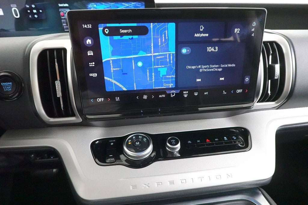 Certified 2025 Ford Expedition Active AWD/4WD image 17