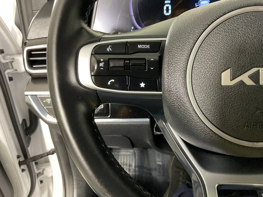 Used 2023 Kia Sportage EX FWD image 23