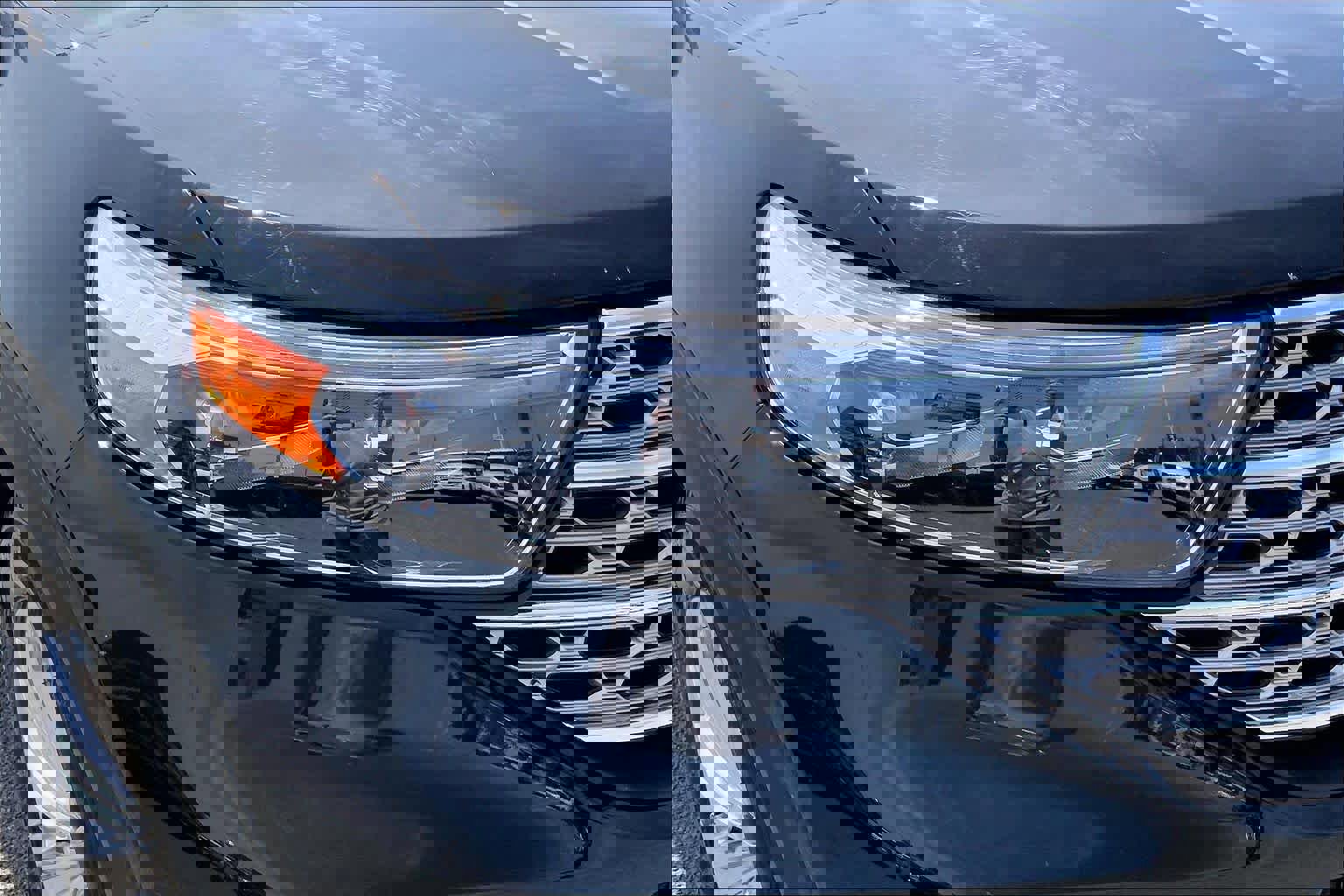 Certified 2024 Ford Explorer Limited w/ Limited Technology Package image 27