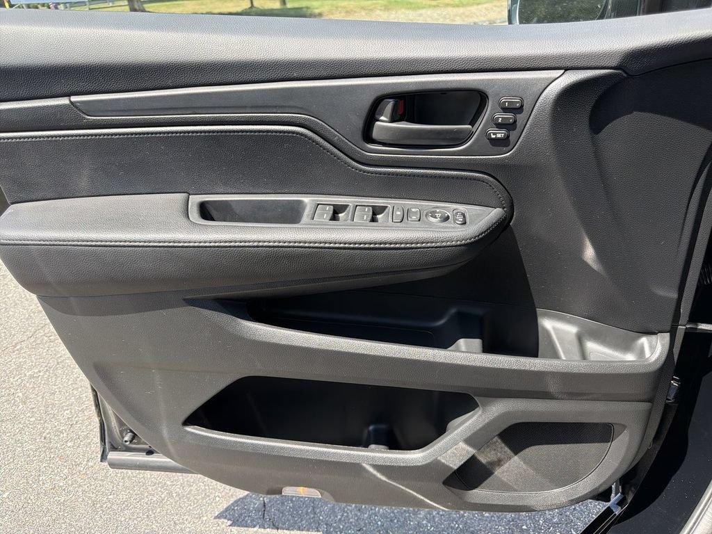 Used 2024 Honda Odyssey Sport image 21