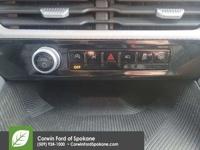 Certified 2025 Ford Explorer Active image 35