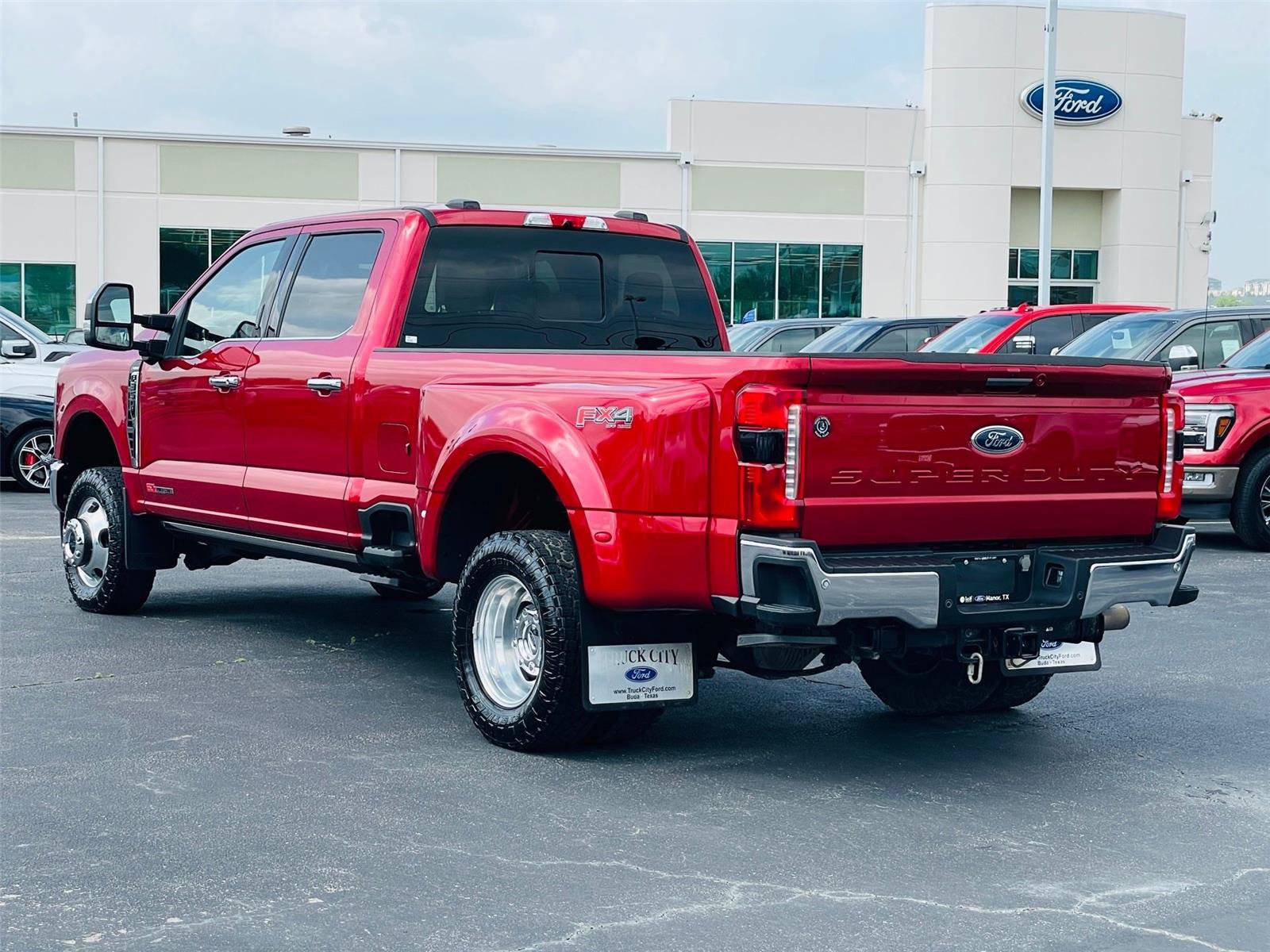Certified 2024 Ford F350 Lariat w/ Lariat Ultimate Package AWD/4WD image 5