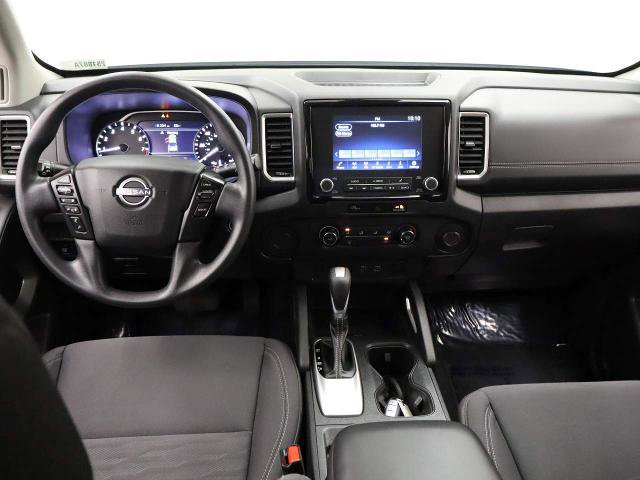 Used 2024 Nissan Frontier SV image 19